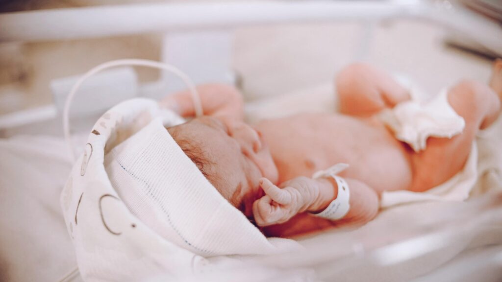 umbilical cord care, newborn baby care after birth, what to do after baby is born in hospital