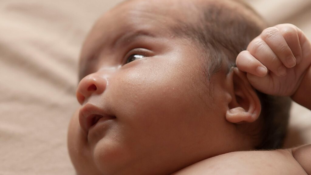 Newborn Baby Care Immediately After Birth, newborn safety in hospital, newborn safety measures after birth, healthy baby signs after birth, caring for premature babies