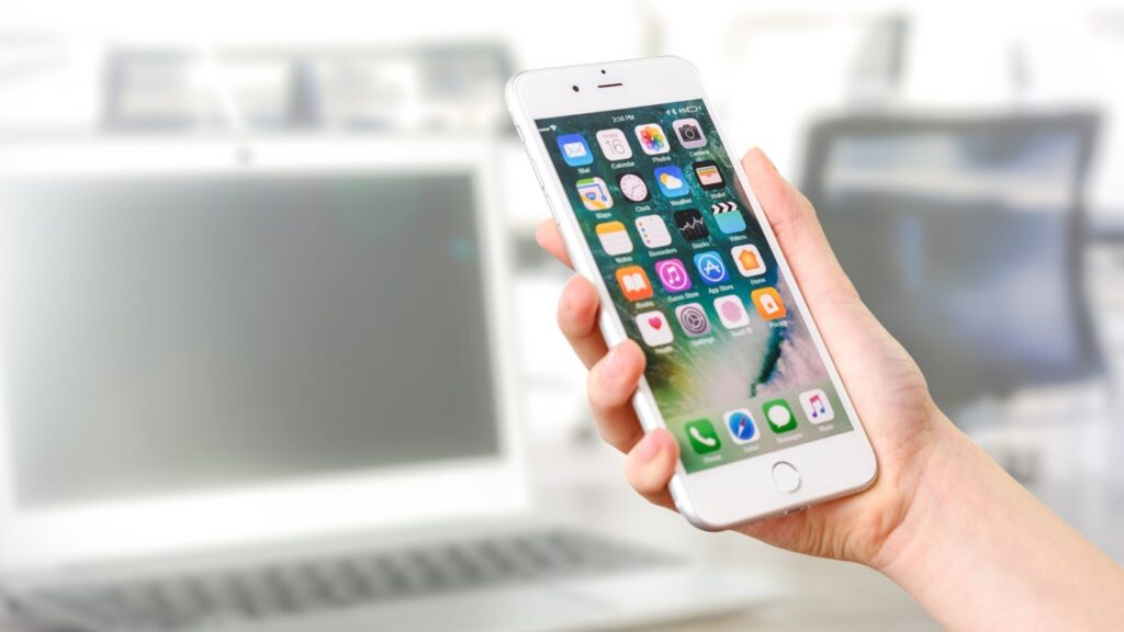 reduce screen time during pregnancy, safe screen time limits for pregnant women
